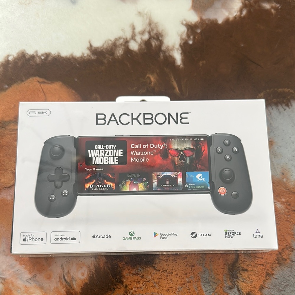 Black Mobile Gaming Controller